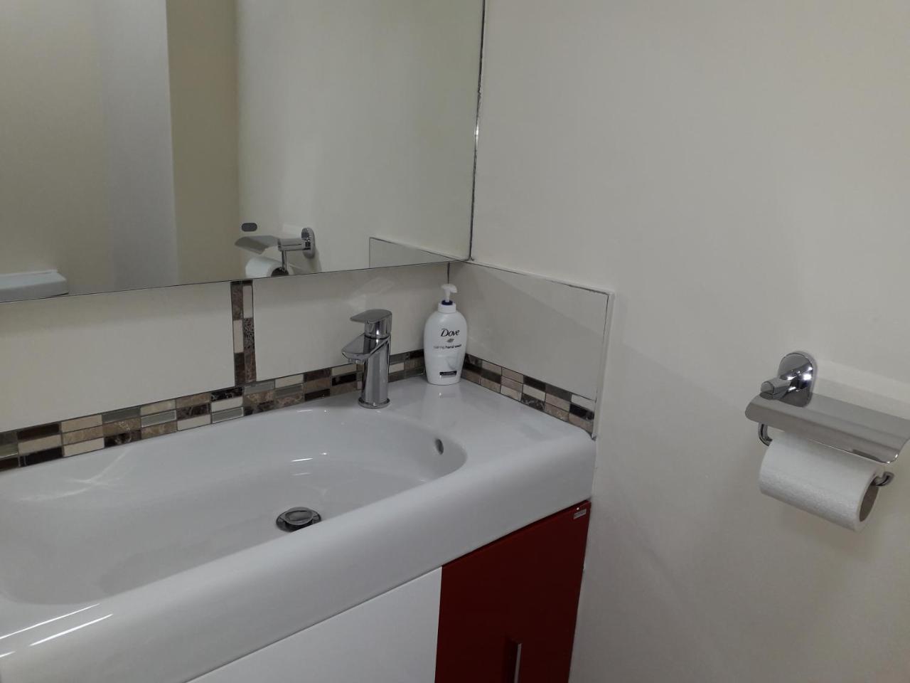 The Inn Guest House Newton Derbyshire Tibshelf Bagian luar foto